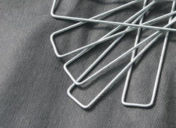 Pack of 10 small metal staples